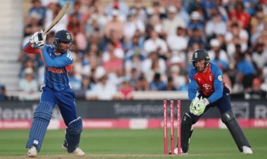 IND vs ENG 3rd T20I: इंग्लैंड के सामने बिखरी टीम इंडिया, 76 रन पर ऑलआउट; 125 रन से मिली सबसे बड़ी हार