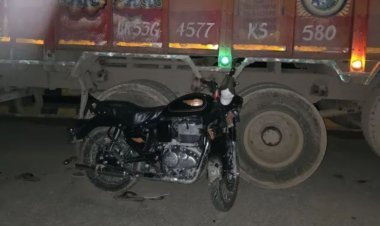 बिहार: दरभंगा में खड़े ट्रक से भिड़ी बुलेट, सेना के जवान समेत 3 दोस्तों की मौत