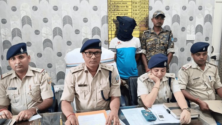 Dhanbad :बलियापुर के अजीत रवानी हत्याकांड का खुलासा, मुख्य आरोपी गिरफ्तार, जेल भेजा गया