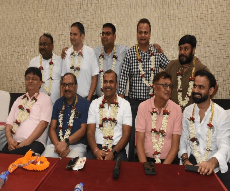 Dhanbad Club Election 2026: बसंत हेलीवाल की सचिव पद पर प्रचंड जीत, डॉ. ओपी अग्रवाल बने वरीय उपाध्यक्ष