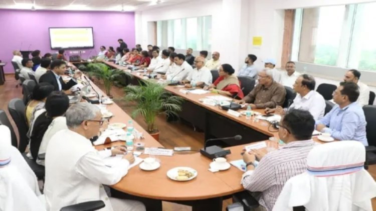 BBMKU में बड़ा ऐलान: तोपचांची और बाघमारा में खुलेंगे प्रोफेशनल कॉलेज, AI-BBA-BCA कोर्स की होगी पढ़ाई