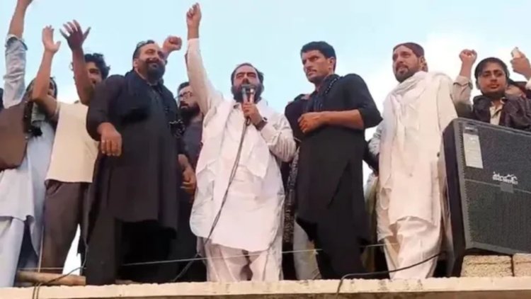 PoK में पाकिस्तान के खिलाफ बगावत तेज! 'वतन या कफन' के नारे के बीच अलग देश की मांग