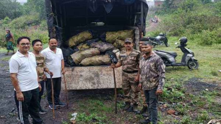 CISF का 'ऑपरेशन जीरो कोल लीकेज': 3 सप्ताह में 1.08 करोड़ का अवैध कोयला जब्त, 84 वाहन पकड़े