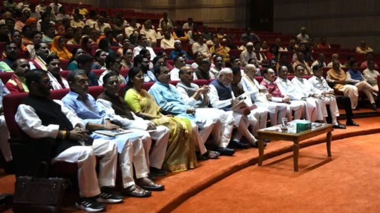 संसद भवन में NDA की बैठक, PM मोदी का बड़ा संदेश- पेपर लीक पर राजनीति नहीं, दोषियों को मिलेगी कड़ी सजा