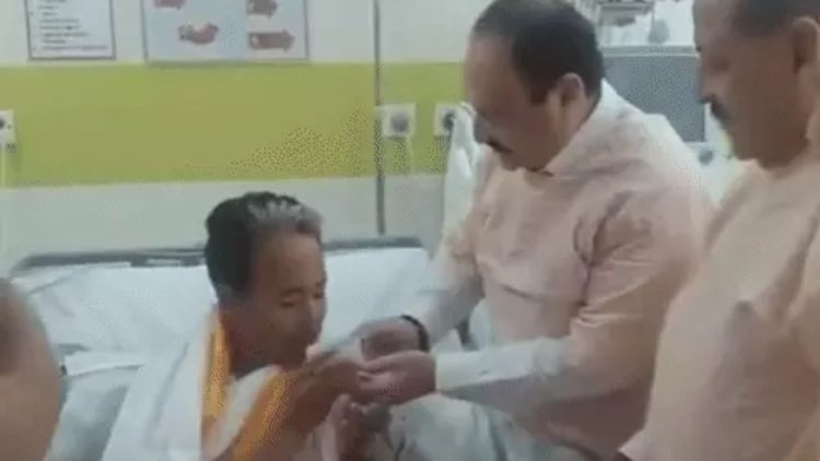 26 दिन बाद टूटा सोनम वांगचुक का अनशन, आधी रात मेदांता पहुंचे जेपी नड्डा ने जूस पिला खत्म कराया उपवास