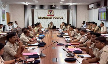 धनबाद पुलिस का जुलाई में बड़ा एक्शन: 445 नए केस, 501 का निपटारा; 1097 वारंट निष्पादित
