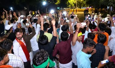 नई दिल्ली: जंतर-मंतर पर आरक्षण के खिलाफ हुंकार, उमड़ी भारी भीड़; RAF के साथ पुलिस का एक्शन, कई हिरासत में