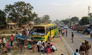 बिहार: बेतिया में दर्दनाक सड़क हादसा: ऑर्केस्ट्रा देख रही भीड़ में घुसी बस, 6 की मौत; दर्जनों घायल