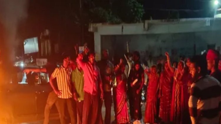 धनबाद में युवक की पीट-पीटकर हत्या, शव रखकर सड़क जाम; रणधीर वर्मा चौक पर आगजनी, 4 हिरासत में