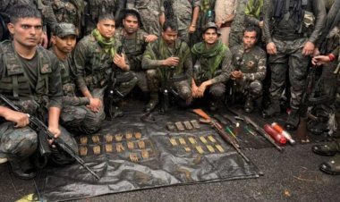 जमशेदपुर में नक्सलियों पर बड़ा वार! पहाड़ से AK-47, इंसास और 232 गोलियां बरामद
