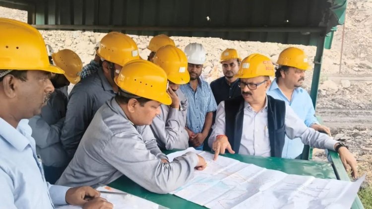 बिजलीघरों को अब रोज मिलेंगी 3 रैक कोयला, BCCL CMD ने खदानों से वॉशरी तक लिया जायजा