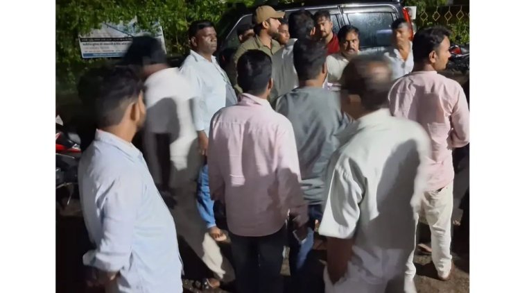 बोकारो में घर में घुसकर तीन लोगों को मारी गोली, पति-पत्नी की मौत; बेटा गंभीर