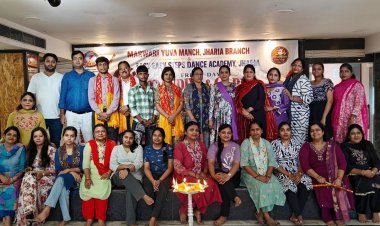 झरिया में डांडिया-गरबा की धूम, महिलाओं-बालिकाओं के लिए छह दिवसीय फ्री ट्रेनिंग शुरू