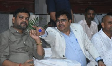 Dhanbad : धनबाद स्टेशन पर रेल कोच रेस्टोरेंट शुरू, 24 घंटे मिलेगा खाना